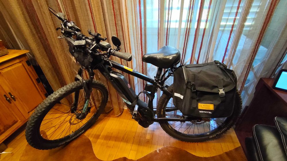 Bicicleta de montanha híbrida Cube