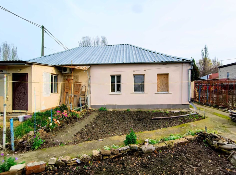 Півдому 62 м2 центр 1 Слобідська Ковальська газ санвузол великий двір