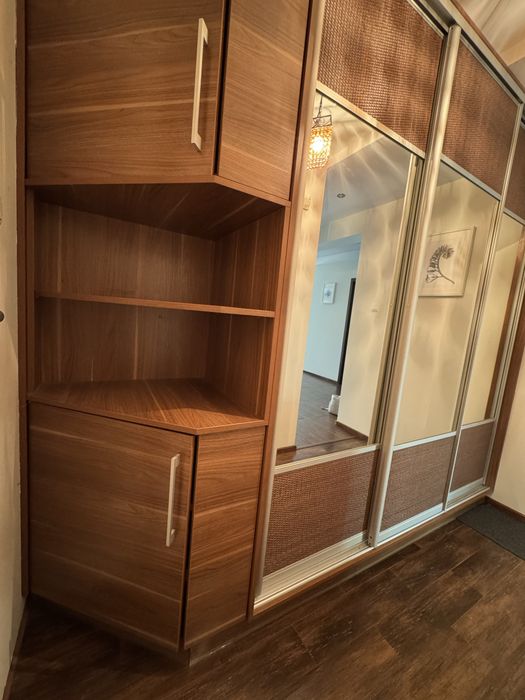 Szafa wnękowa na wymiar