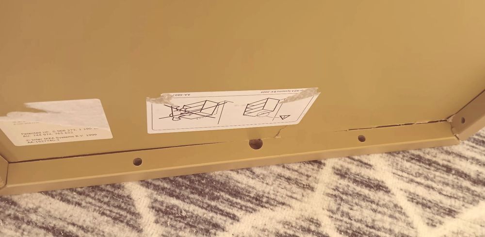 Armário Eket Ikea - amarelo