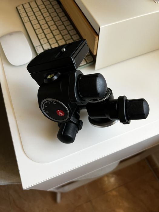 Cabeça de Tripé Manfrotto 410 Junior Geared Head