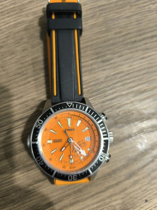 Часы Timex T2N812