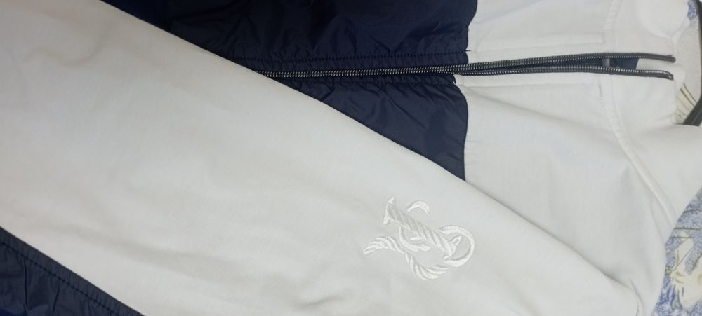 Продам  кофту мужскую Stefano Ricci