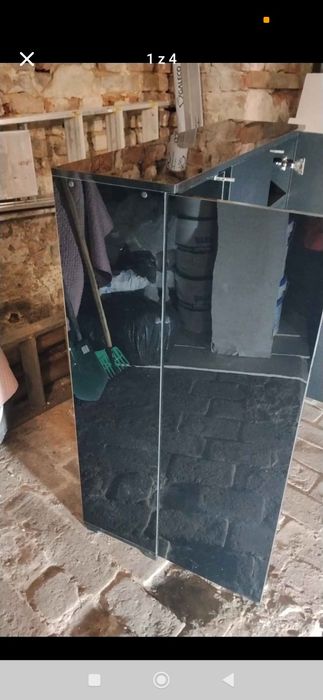 Szafka na ubrania lub pod TV