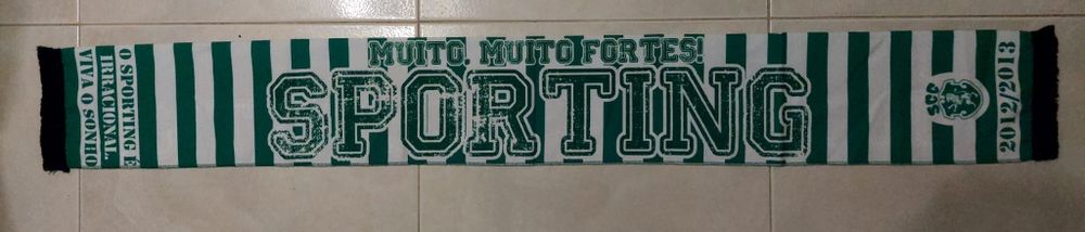 cachecol do.sporting muito raro