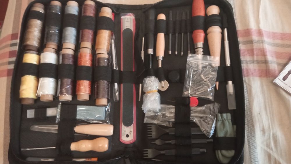 Розкрий свій потенціал: ПОВНИЙ набір інструментів для роботи зі шкірою