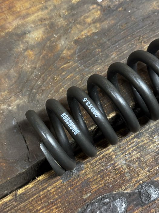 Sprezyna rock shox fajna mieciutka do dh ( fox , manitou , rockshox )