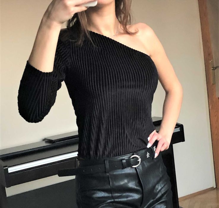 Prążkowane body NOWE Pull&Bear