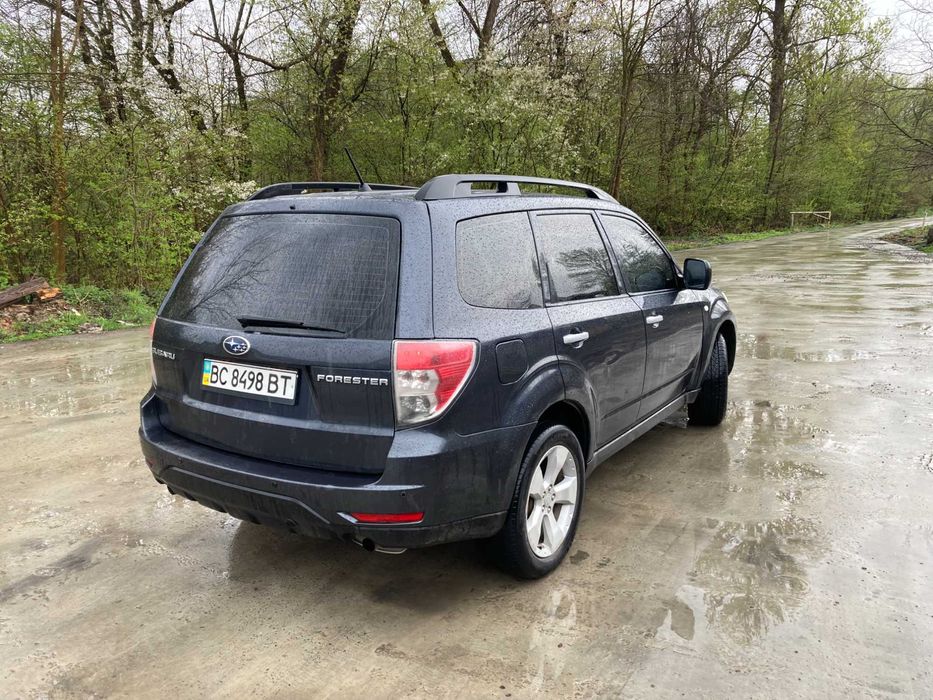 Гарне авто Повний привід