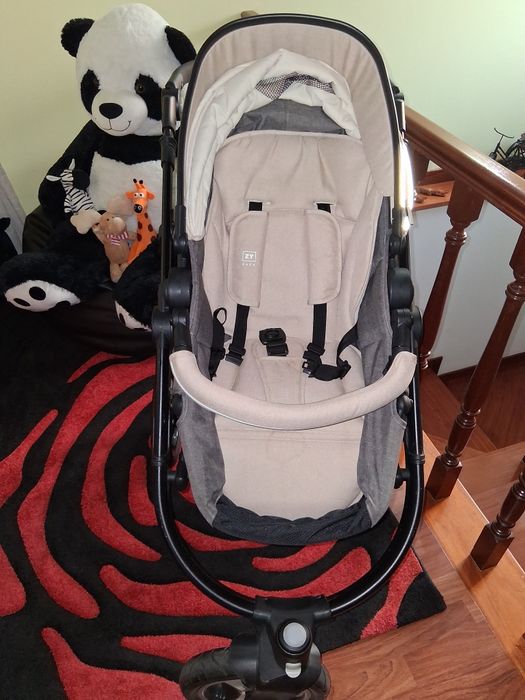 Carrinho de bebé trio  zippy