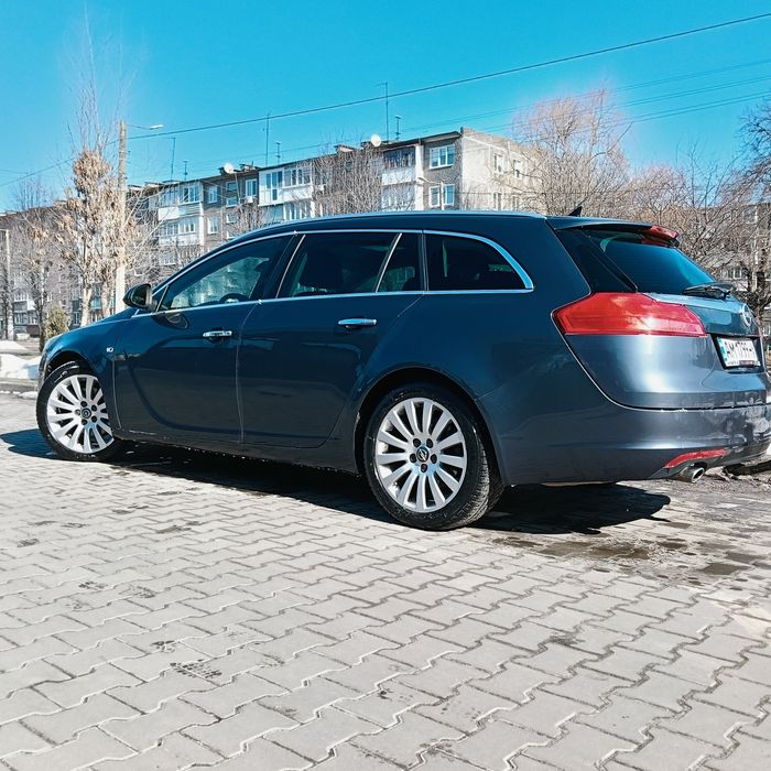 Opel insignia sport tourer