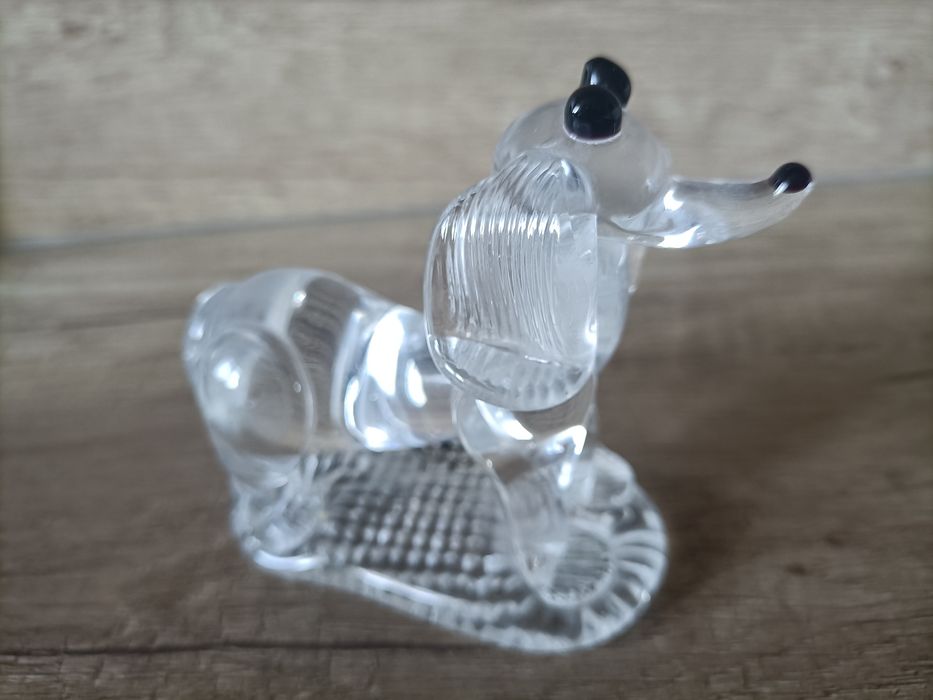 Szklana figurka Pies
