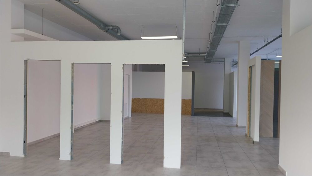 Lokal handlowo-usługowy parter parking witryny ok. Zakopianki