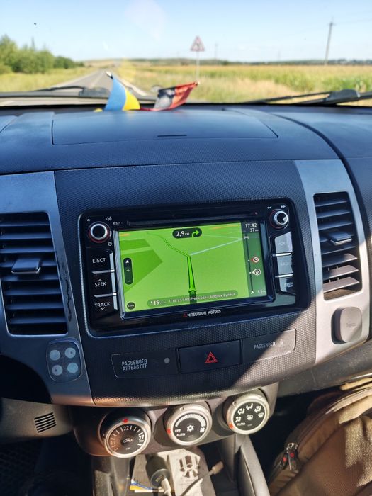 Mitsubishi outlander XL