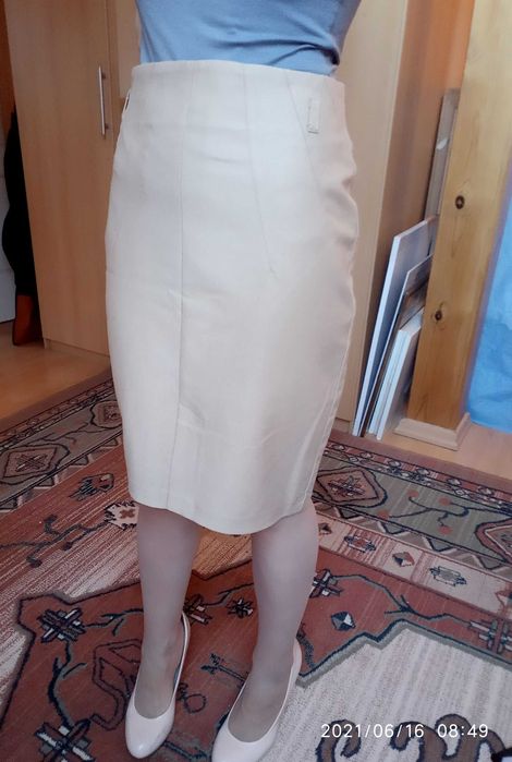 spódnica ołówkowa beżowa miękki materiał Orsay rozm M