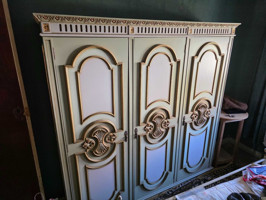 Guarda fatos vintage