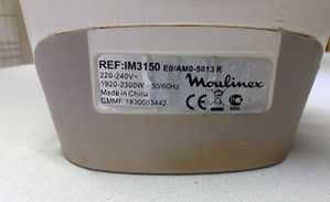 Ferro de engomar marca Moulinex