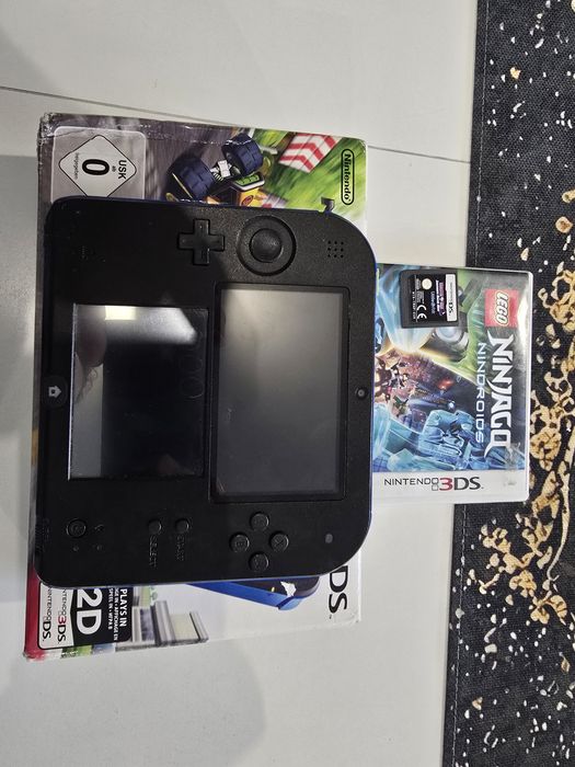 Konsola Nintendo 2ds Karton Ładowarka Gry
