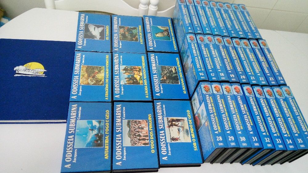 A Odisseia Submarina 36 VHS's + livro