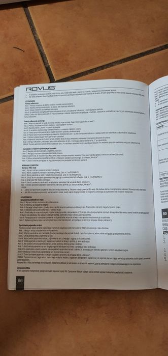 Odkurzacz ręczny z wymiennymi końcówkami ROVUS