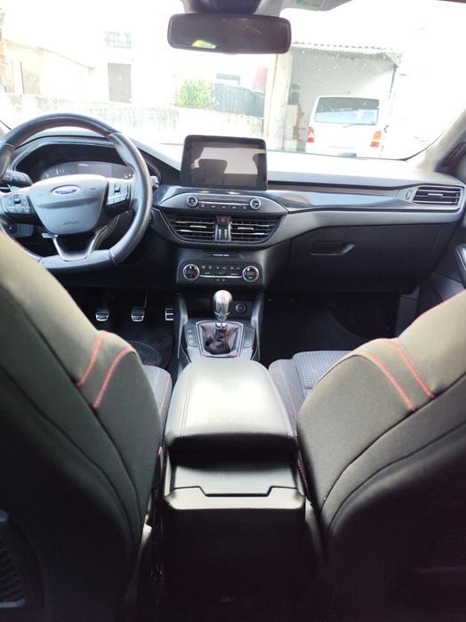 Ford Focus ST-Line — photo 5