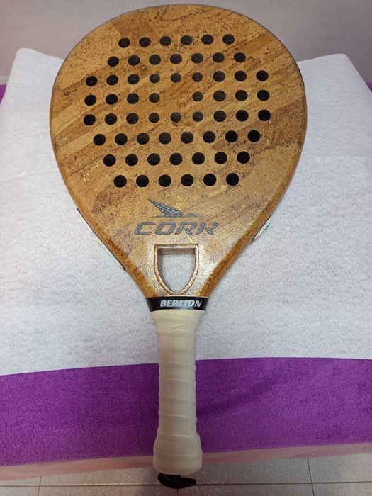Excelente raquete de Padel da Cork Supreme II
