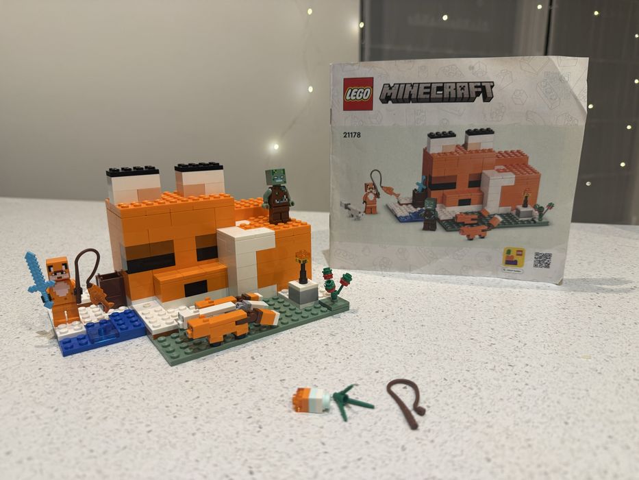 Lego Minecraft 21178 + Lego Creator 3w1 31140