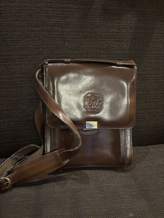 Stara torebka vintage listonoszka.