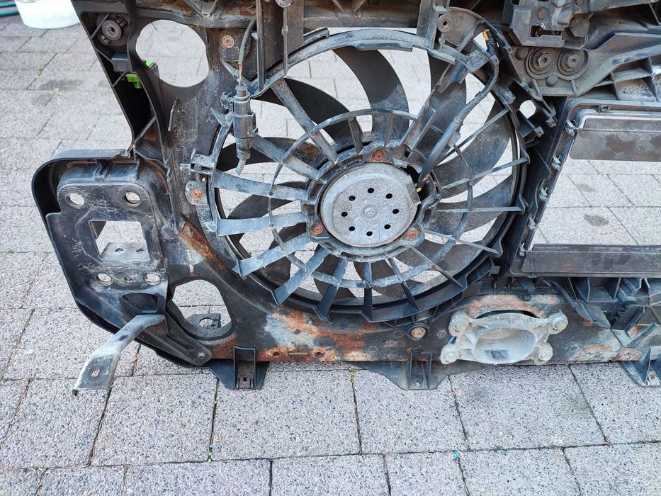 Pas Przedni Audi A6 C6 2.0TDI