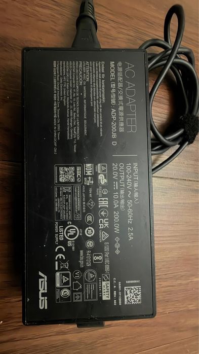 Portatil gamer Asus rog strix