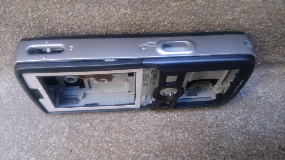 Sonyericsson k750i - tampas novas