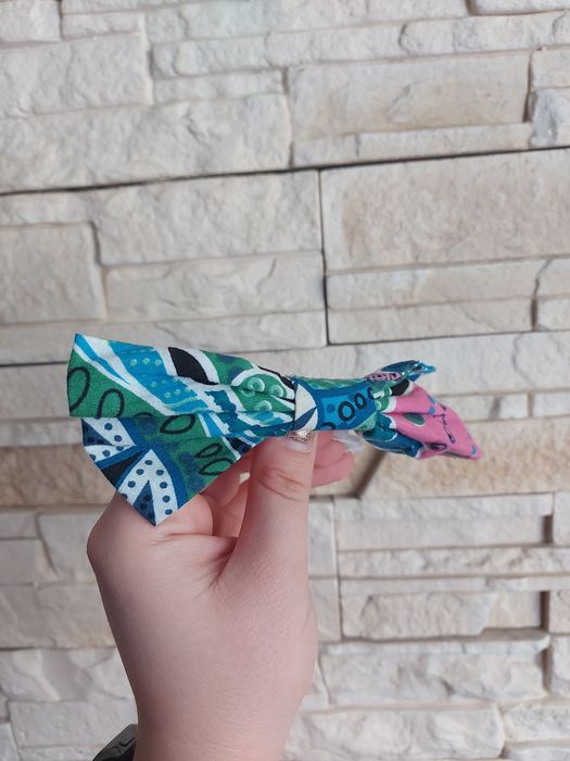 Spinka do włosów kokardka mucha retro vintage kolorowa