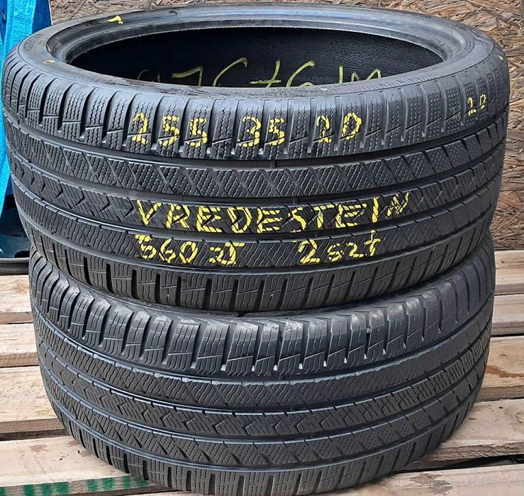255/35/20 Vredestein 2szt
