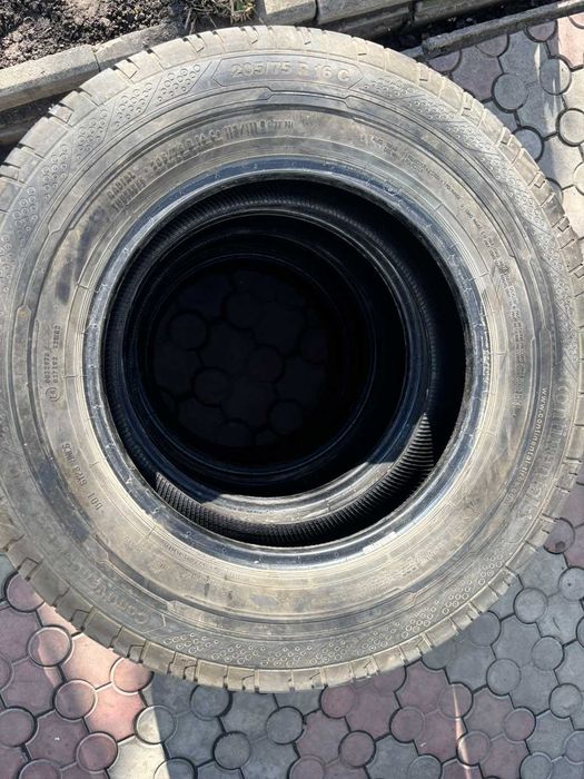 Літні шини Continental ContiVanContact 100 205/75 R16C 110/108R PR8