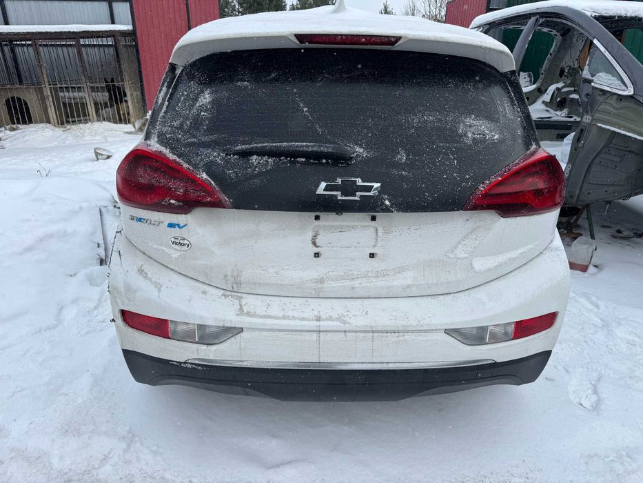 Бампер передній Chevrolet Bolt EV 2017-2022 шевроле болт