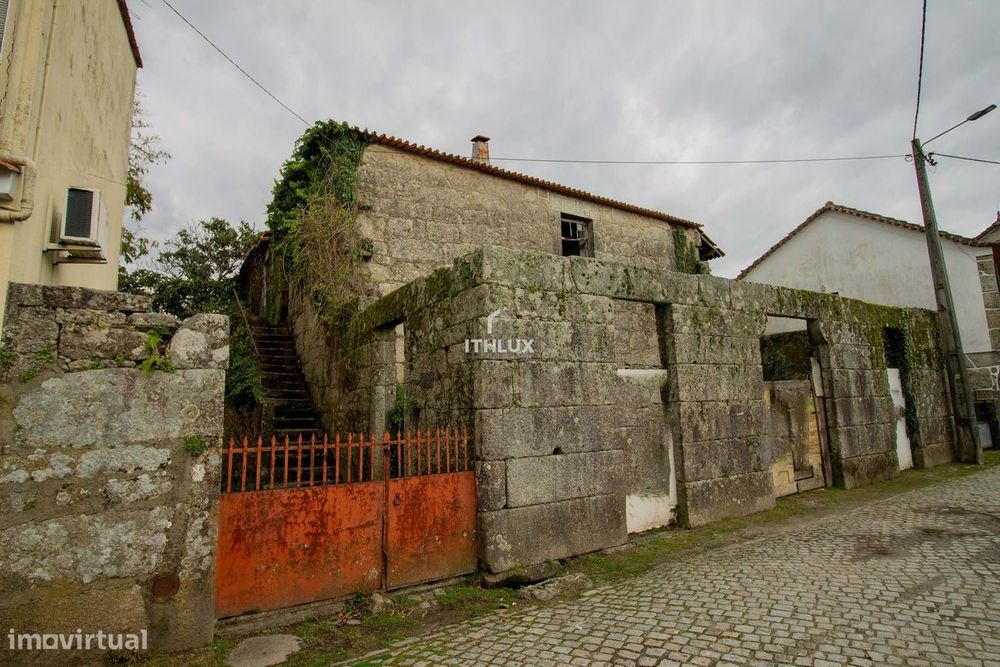 Moradia em Pedra, para Reconstruir, Canas de Senhorim