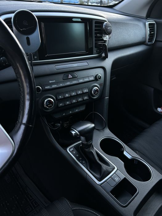 Kia Sportage 2019 VIN U5YPG814BLL753316 фото оголошення 12 з 24