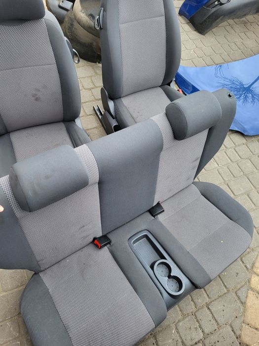 Fotele kanapa komplet vw fox 06r komplet nie podarte