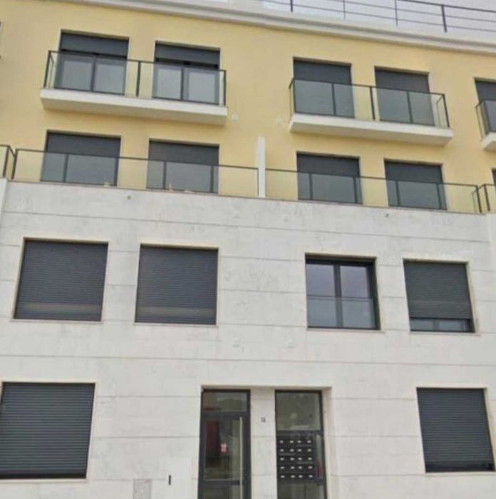 Apartamento T2 Duplex com elevador