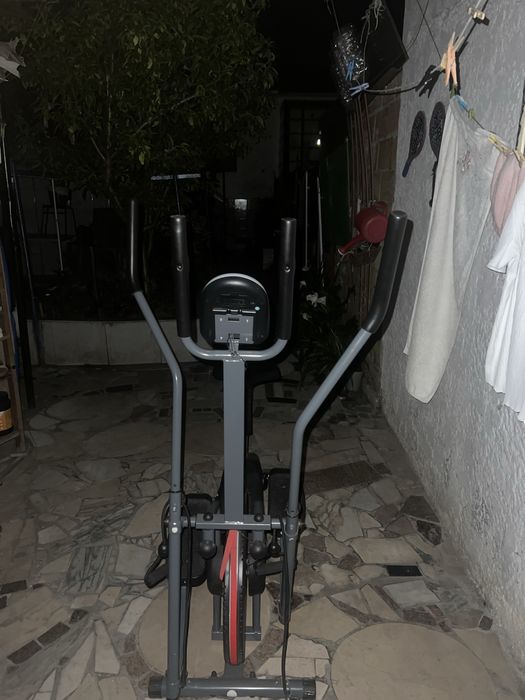 Fit Fiu Fitness; Bicicleta e Eliptica 2 num só.