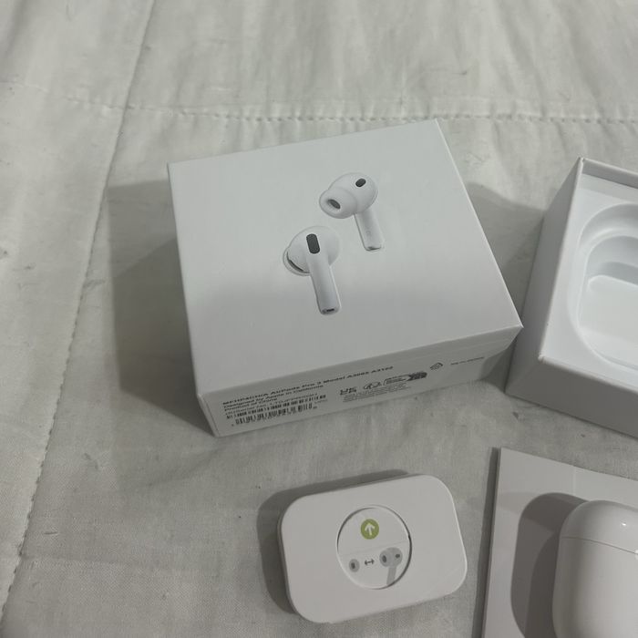 Airpod Pro 3 como novos