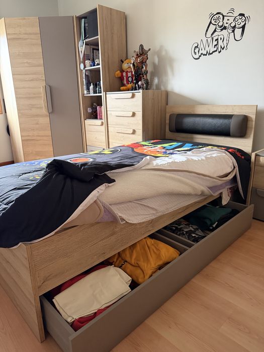 Quarto solteiro completo