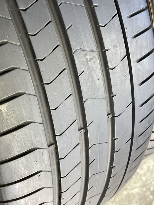 Pneus 255-35r19 Pirelli como novos
