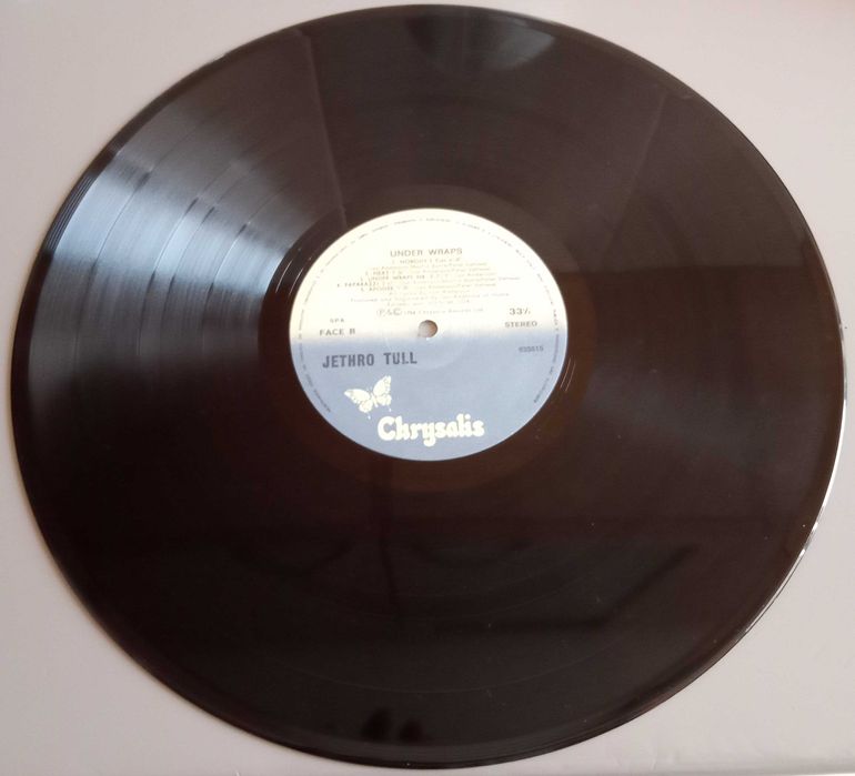 Jethro Tull - - - - - Under Wraps - - - - - LP