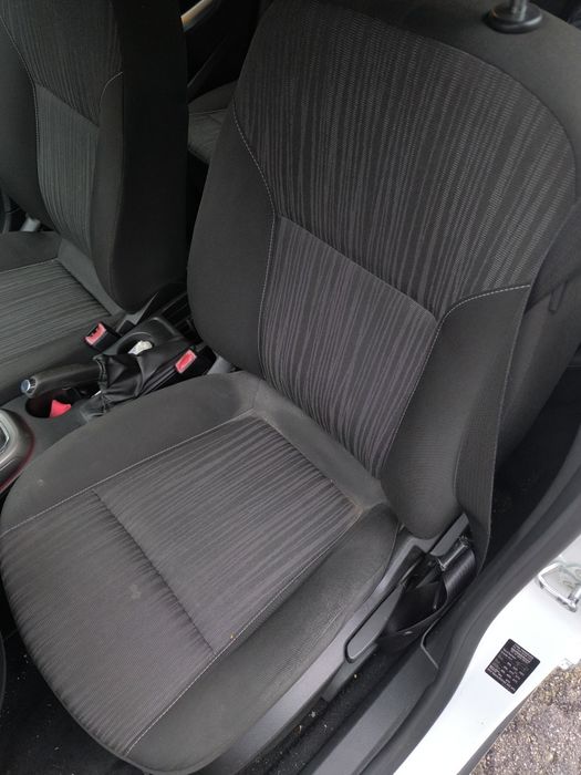 Opel Astra Sports Tourer J de 7/2012 a GPL, melhor oferta