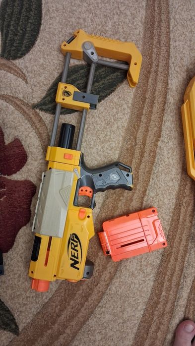 Nerf, бластери рвзні