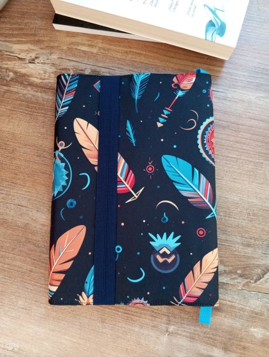 Otulacz na książki. Etui. Okładka.