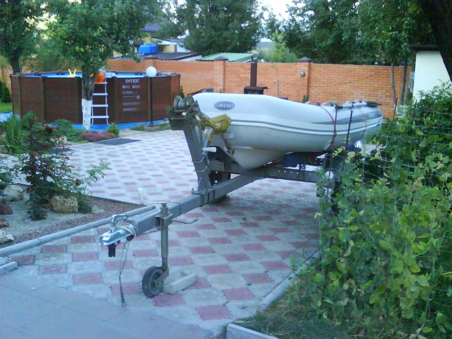 Човен класу RIB. GRAND SILVER LINE "S 330"