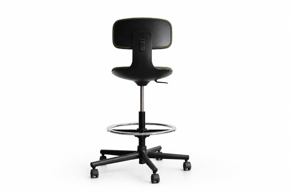 Cadeira Vitra modelo Rookie High