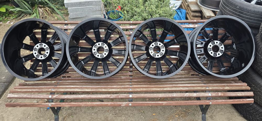 Felgi Audi A7 4G 4K Q7 4M Q5 8R FY A5 8T F5 B10 5x112 R19 ET26 66.6
